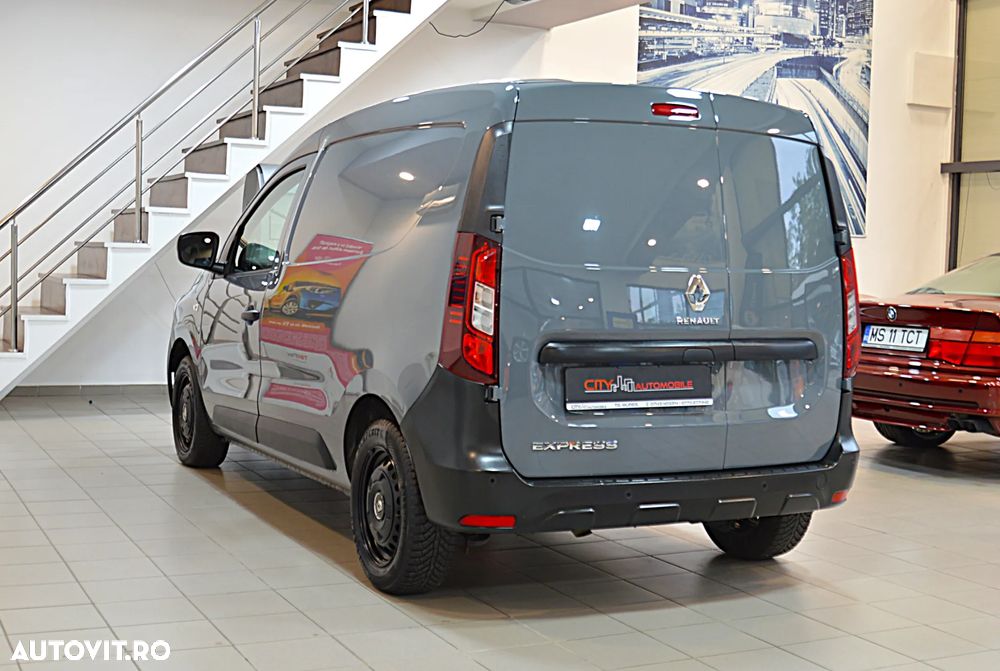 Renault Express - 7