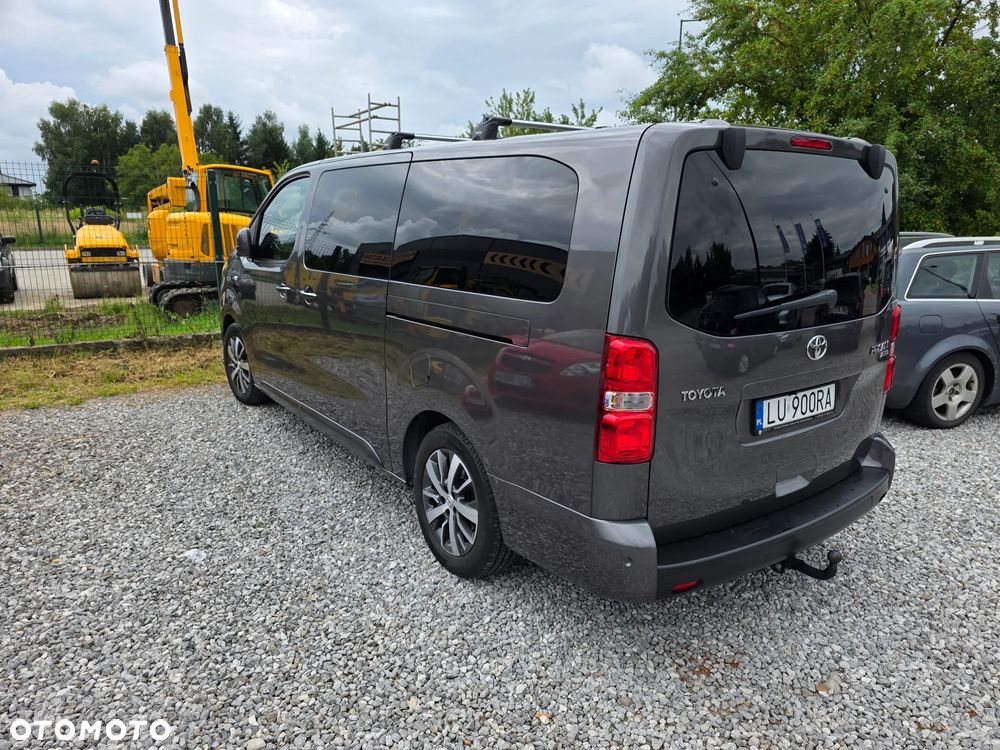 Toyota ProAce Kombi 2.0 D-4D Long 2,8t - 3