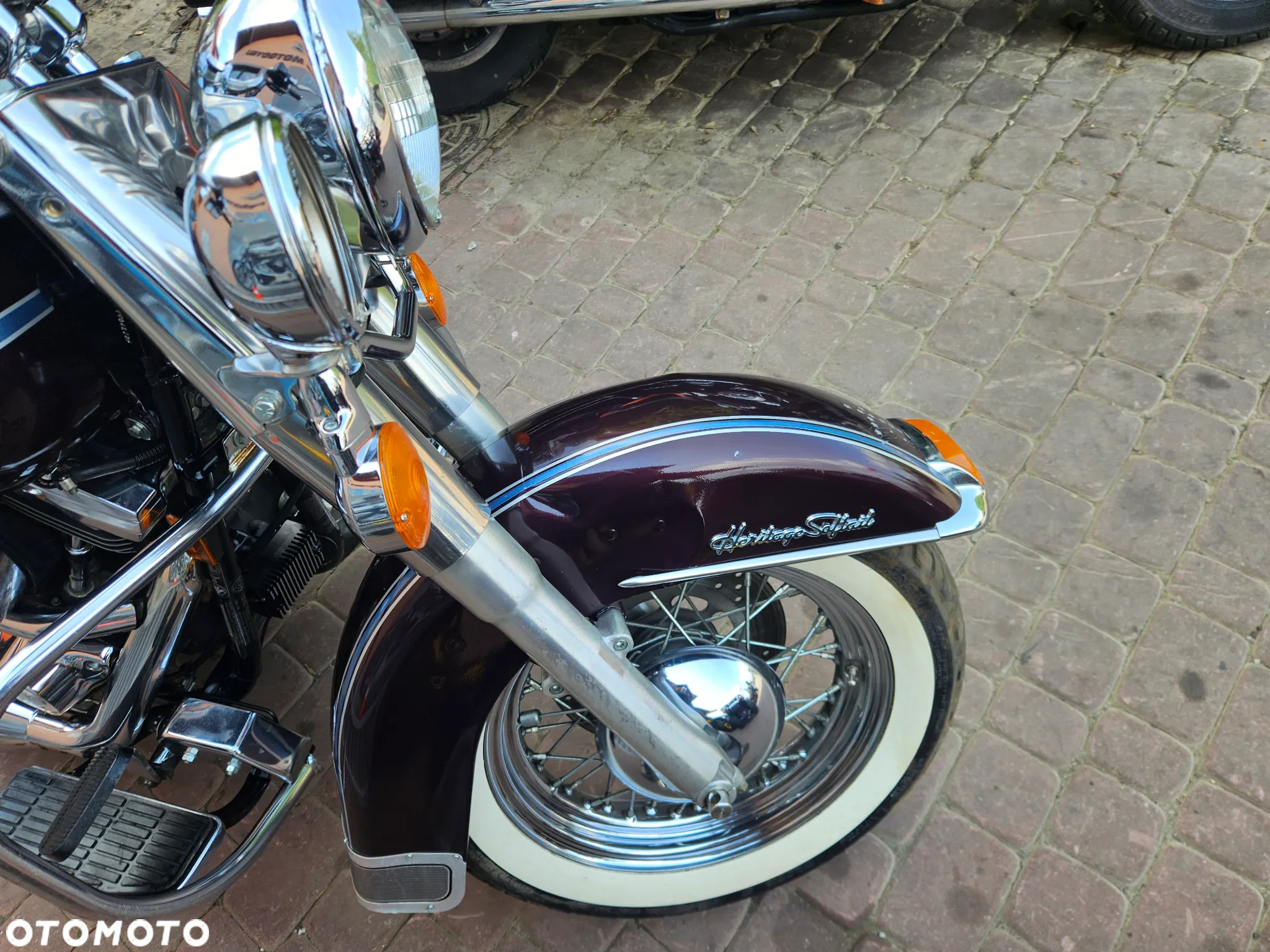 Harley-Davidson Softail Custom - 6