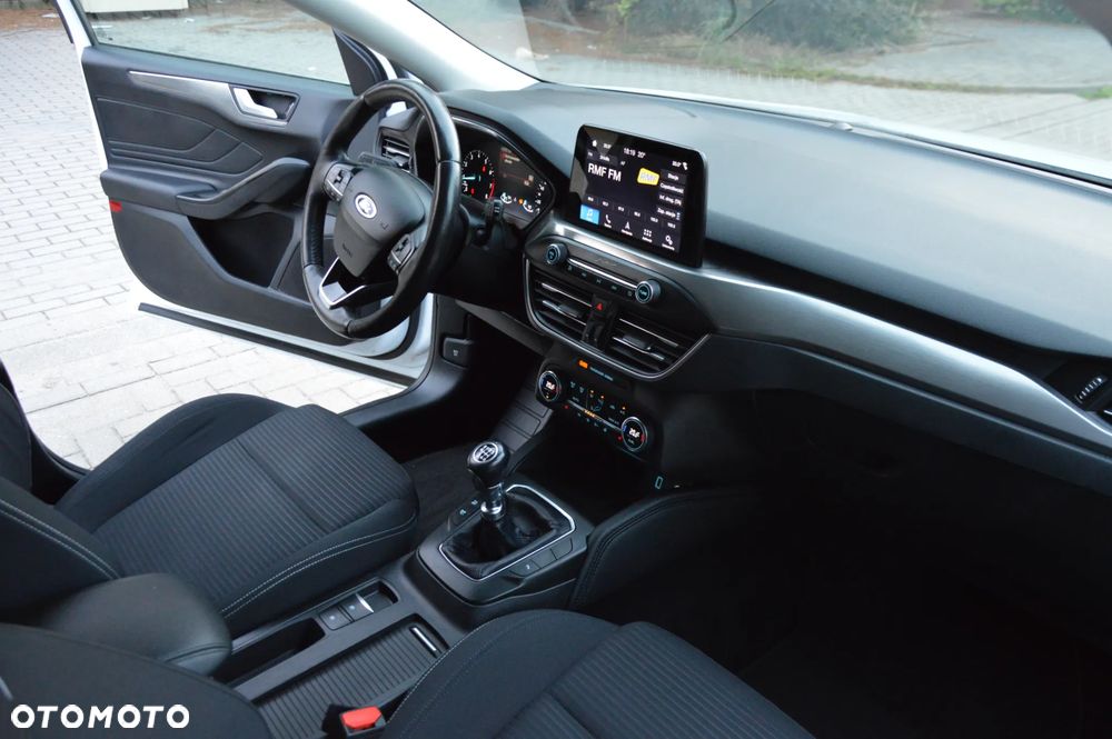 Ford Focus 1.5 EcoBoost STart-Stopp-System TITANIUM - 14
