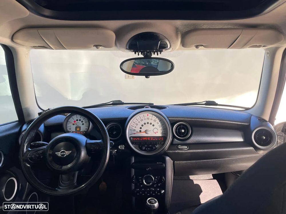 MINI Clubman One D - 10