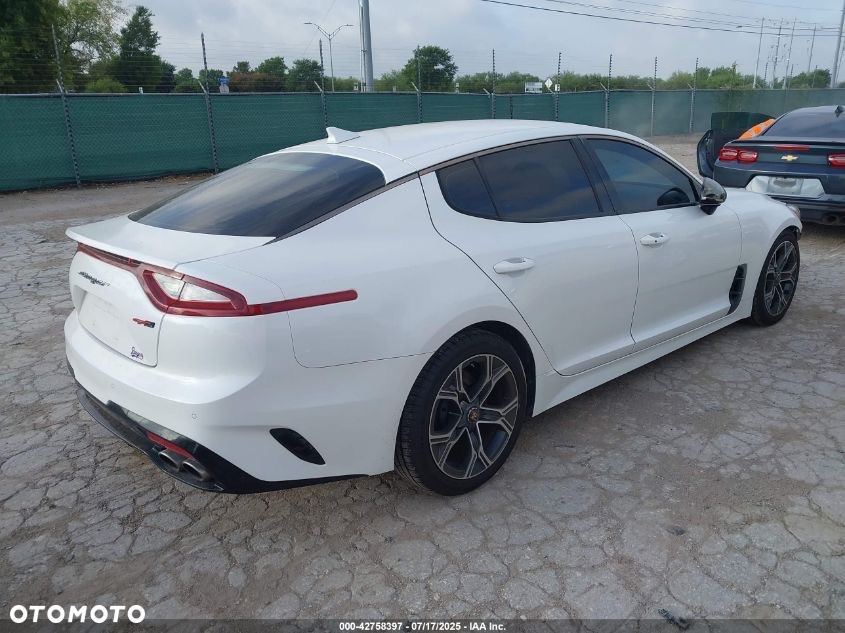 Kia Stinger 2.0 T-GDI GT Line - 5