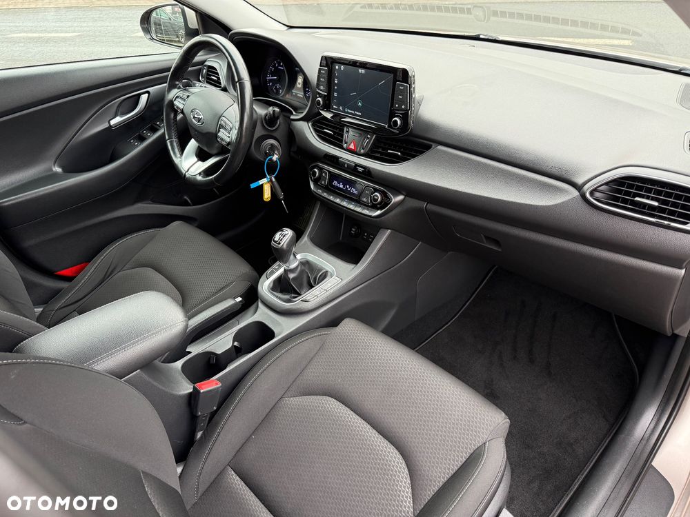 Hyundai i30 1.4 T-GDI Premiere Style - 8