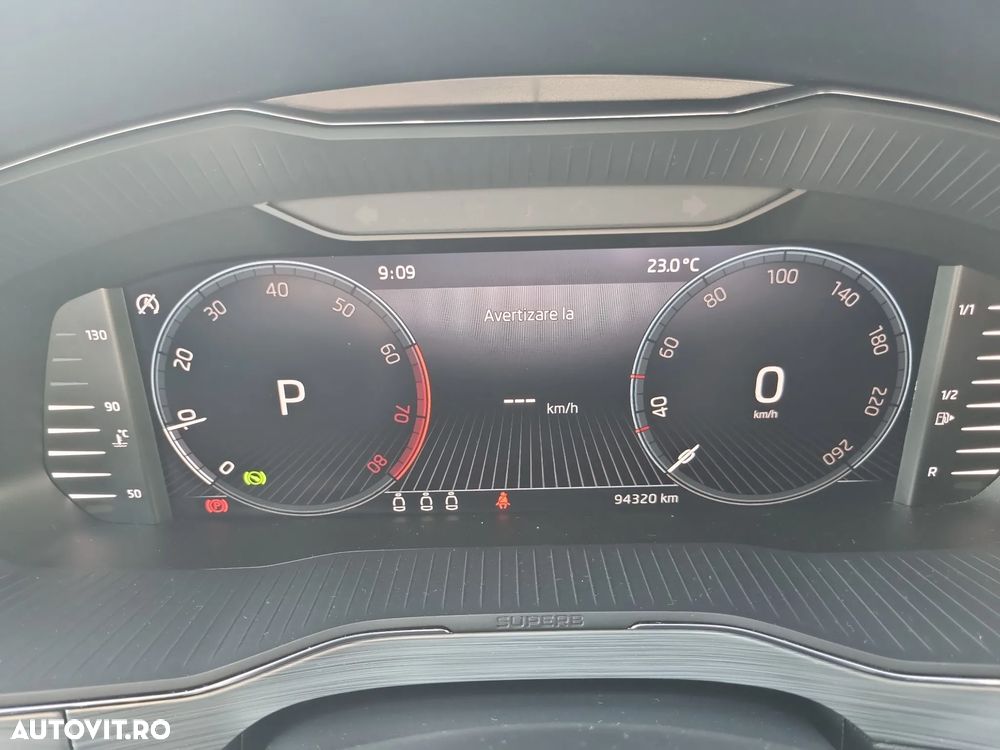 Skoda Superb 1.5 TSI DSG Ambition - 11