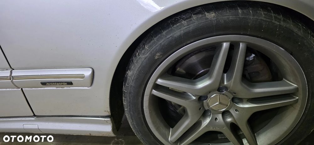 Mercedes-Benz Klasa E - 4