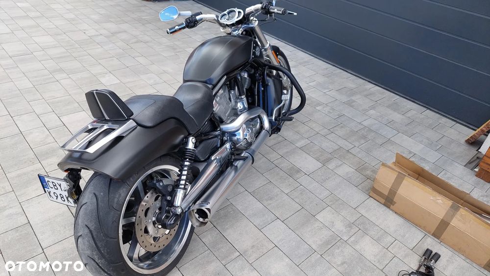 Harley-Davidson V-Rod Muscle - 15