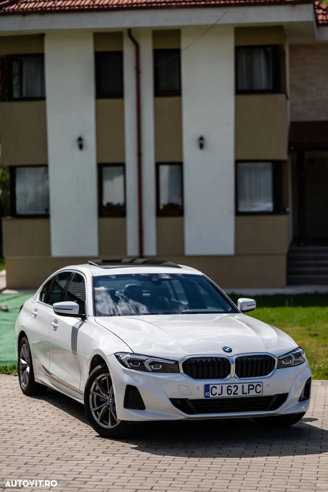 BMW Seria 3 330i Aut. Luxury Line - 9