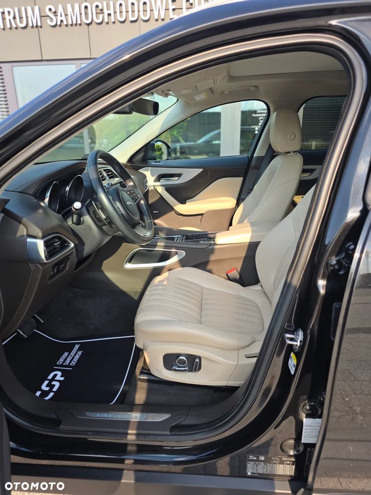 Jaguar F-Pace 2.0 i4P AWD Portfolio - 30
