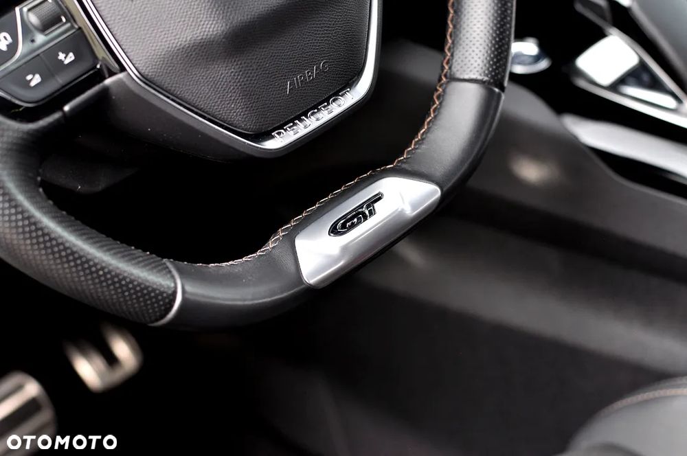 Peugeot 5008 PureTech 180 EAT8 Stop & Start GT - 20