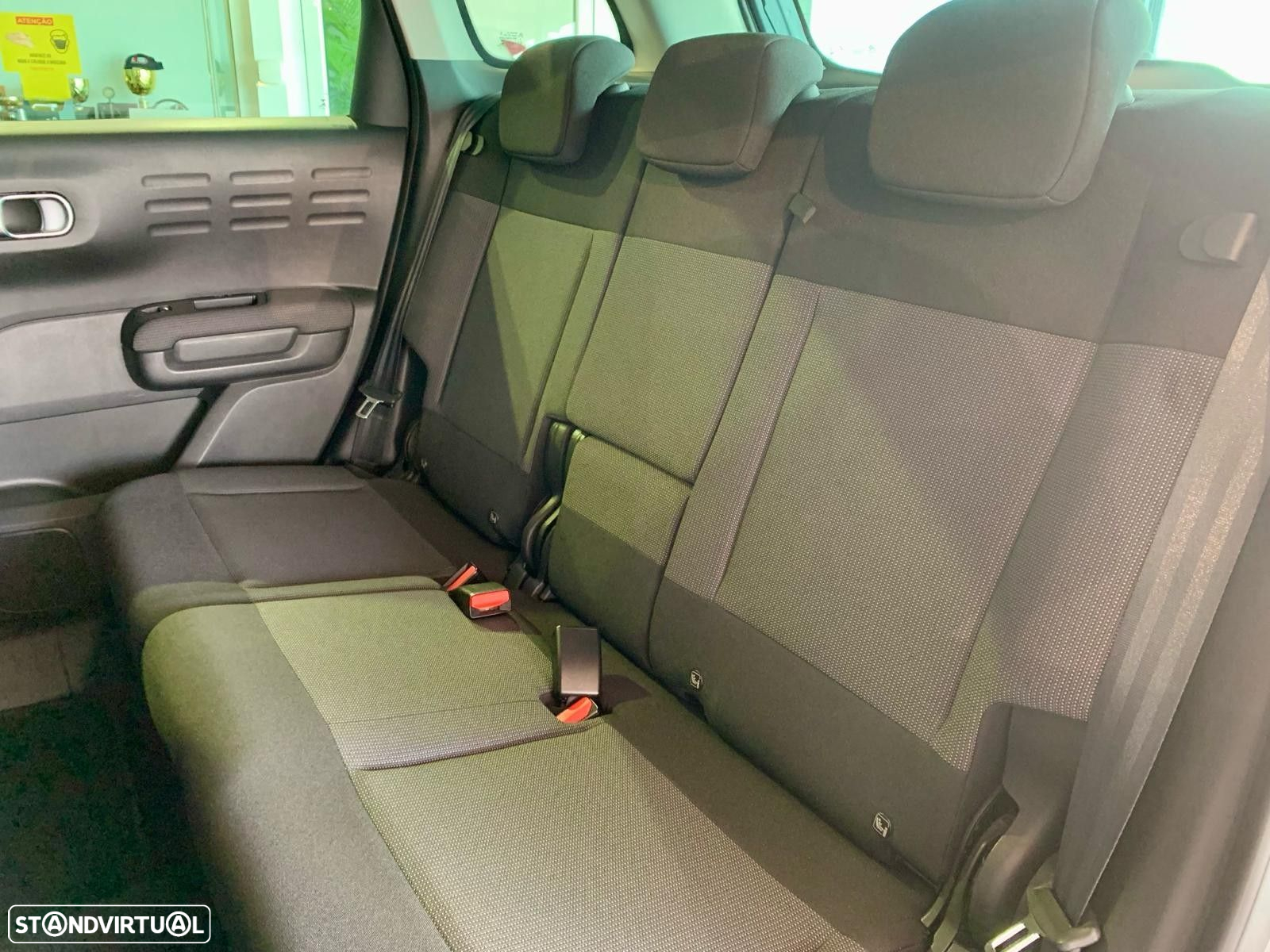 Citroën C3 Aircross 1.5 BlueHDi Shine S&S - 15