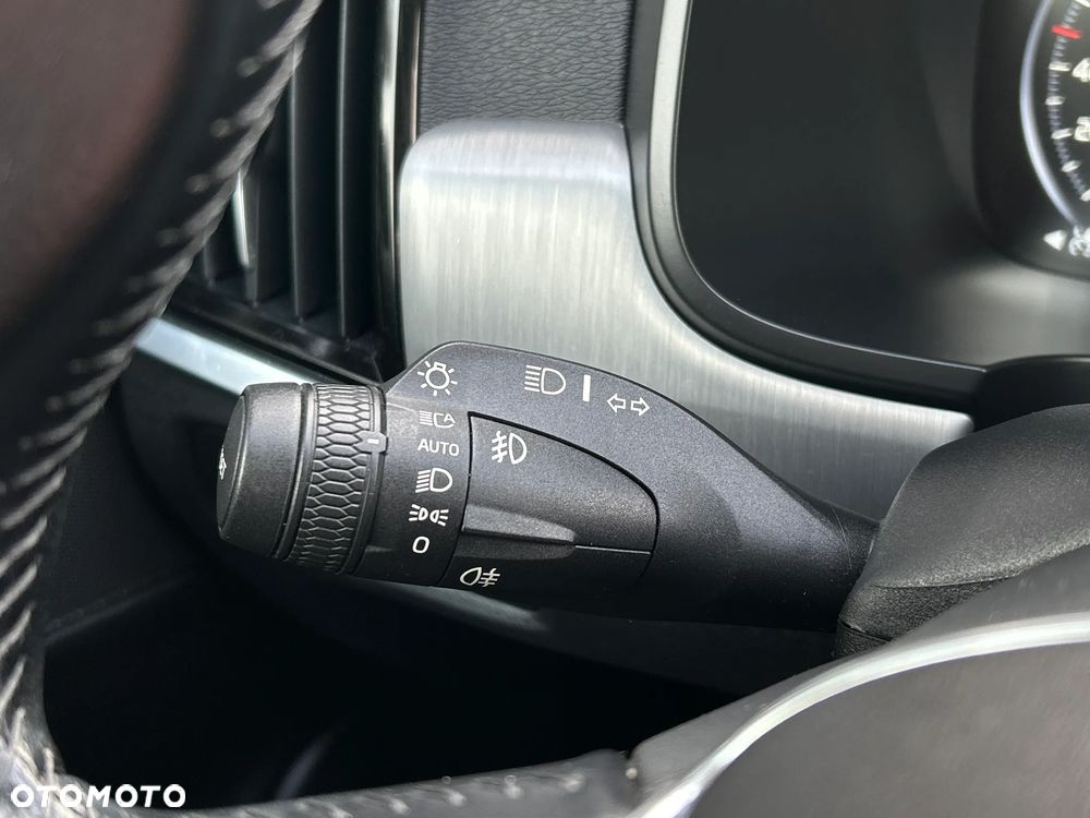 Volvo S90 D3 Momentum - 16