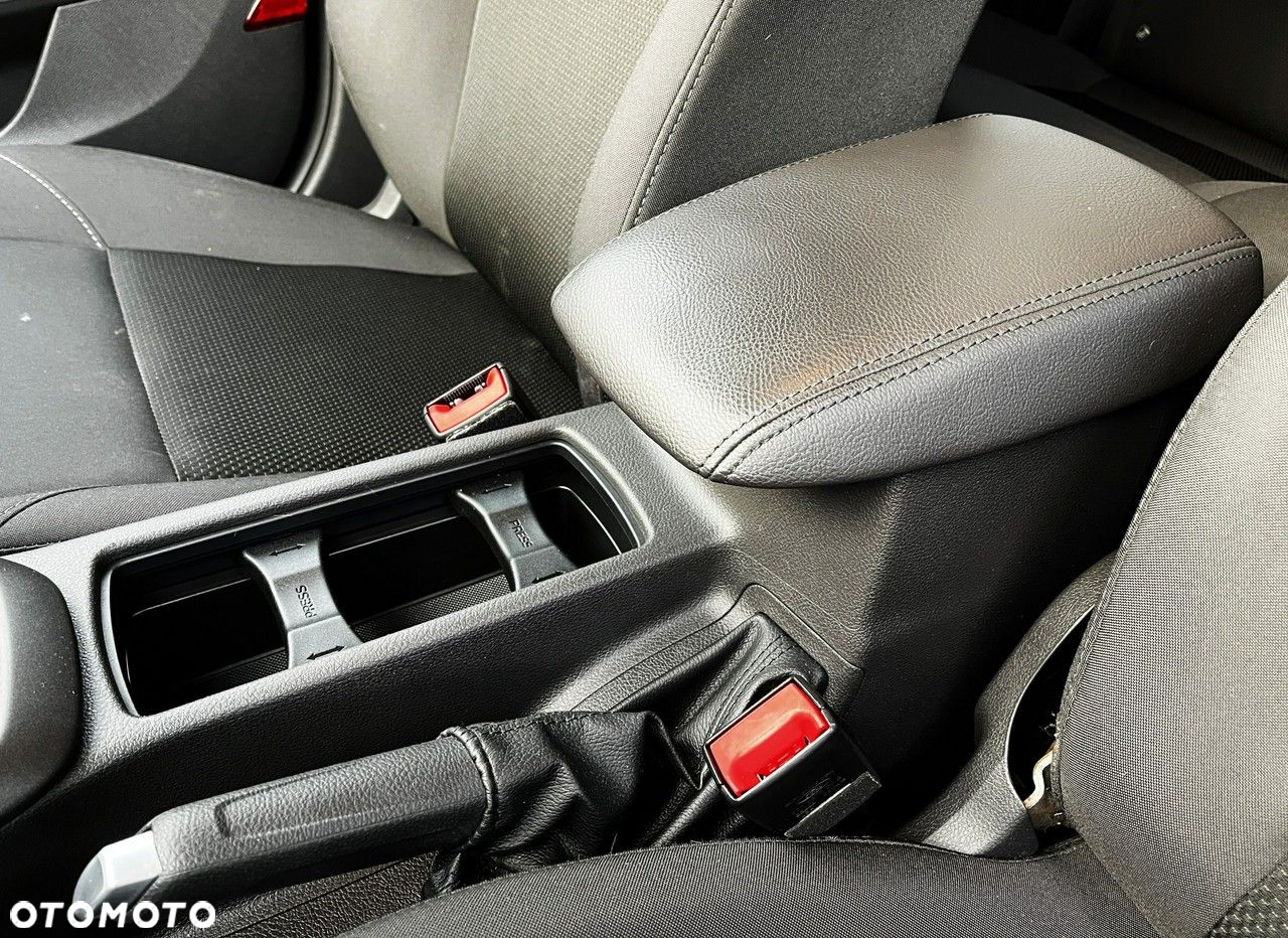 Ford Focus - 29