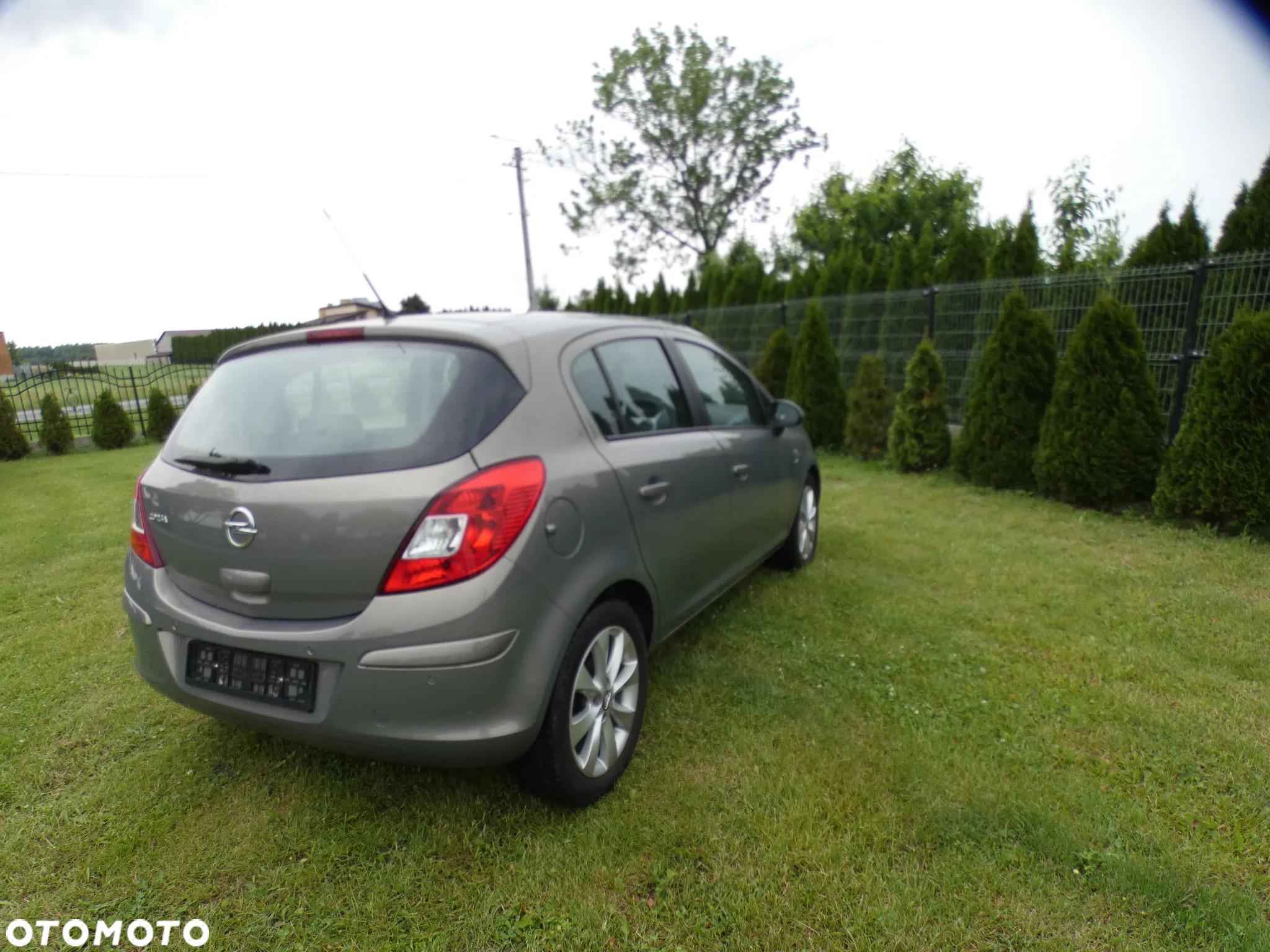 Opel Corsa 1.4 drive - 12