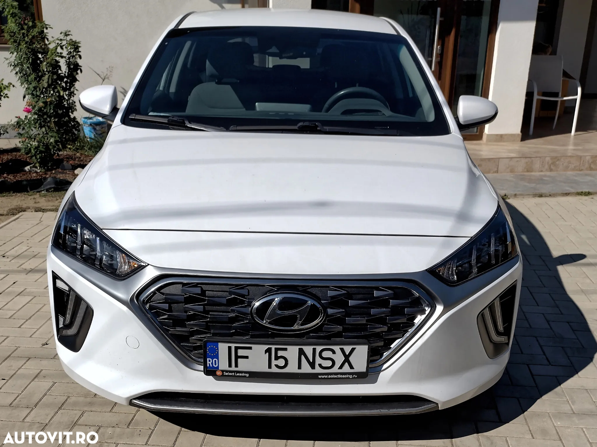 Hyundai IONIQ Plug-in-Hybrid 1.6 GDI - 2