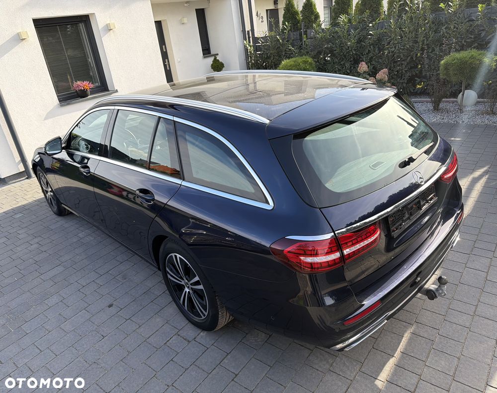 Mercedes-Benz Klasa E 220 d Avantgarde - 16