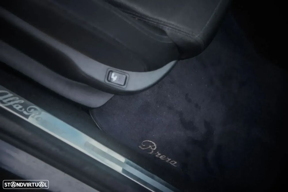 Alfa Romeo Brera 2.0 JTDM - 15