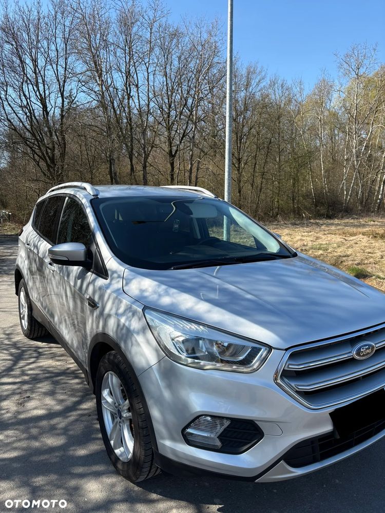 Ford Kuga 1.5 TDCi 2x4 Cool & Connect - 6
