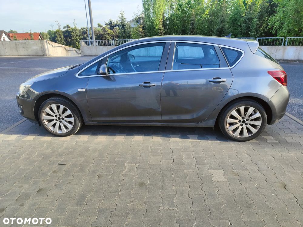 Opel Astra 1.4 T Cosmo - 5