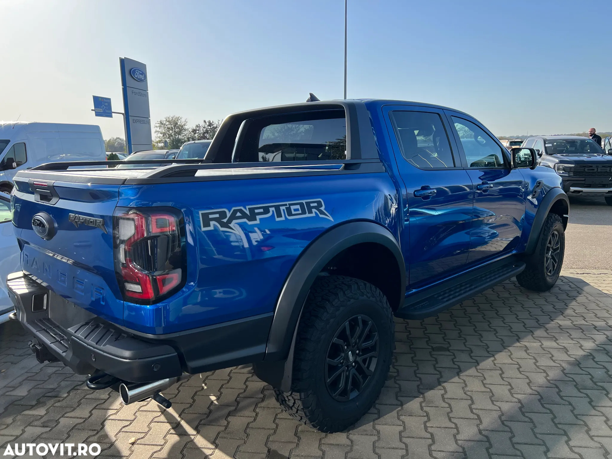 Ford Raptor - 8