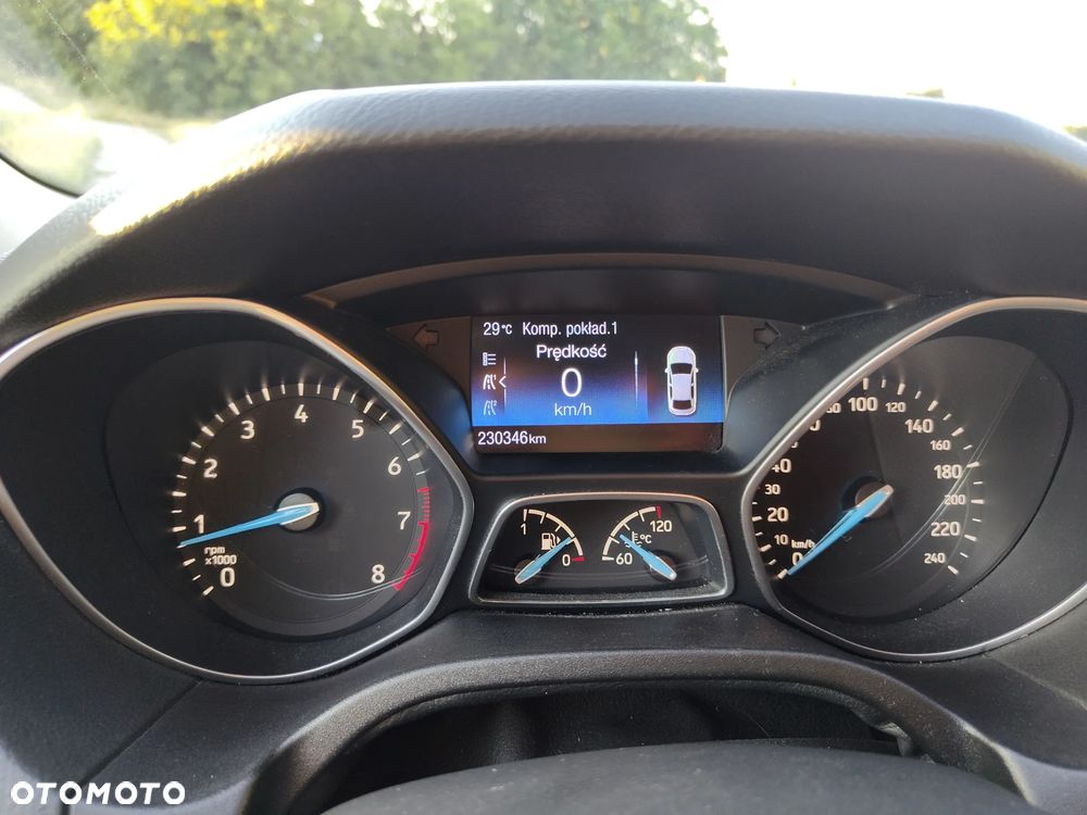 Ford Focus 1.5 EcoBoost Titanium ASS - 24