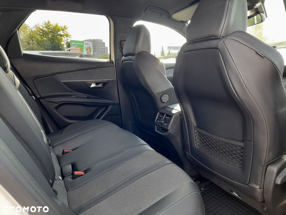 Peugeot 3008 - 8