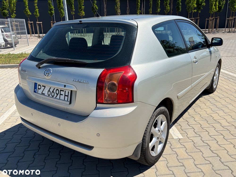 Toyota Corolla 1.4 VVT-i Luna - 12
