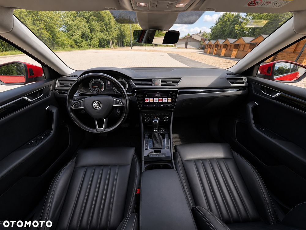 Skoda Superb 2.0 TDI L&K DSG7 - 15