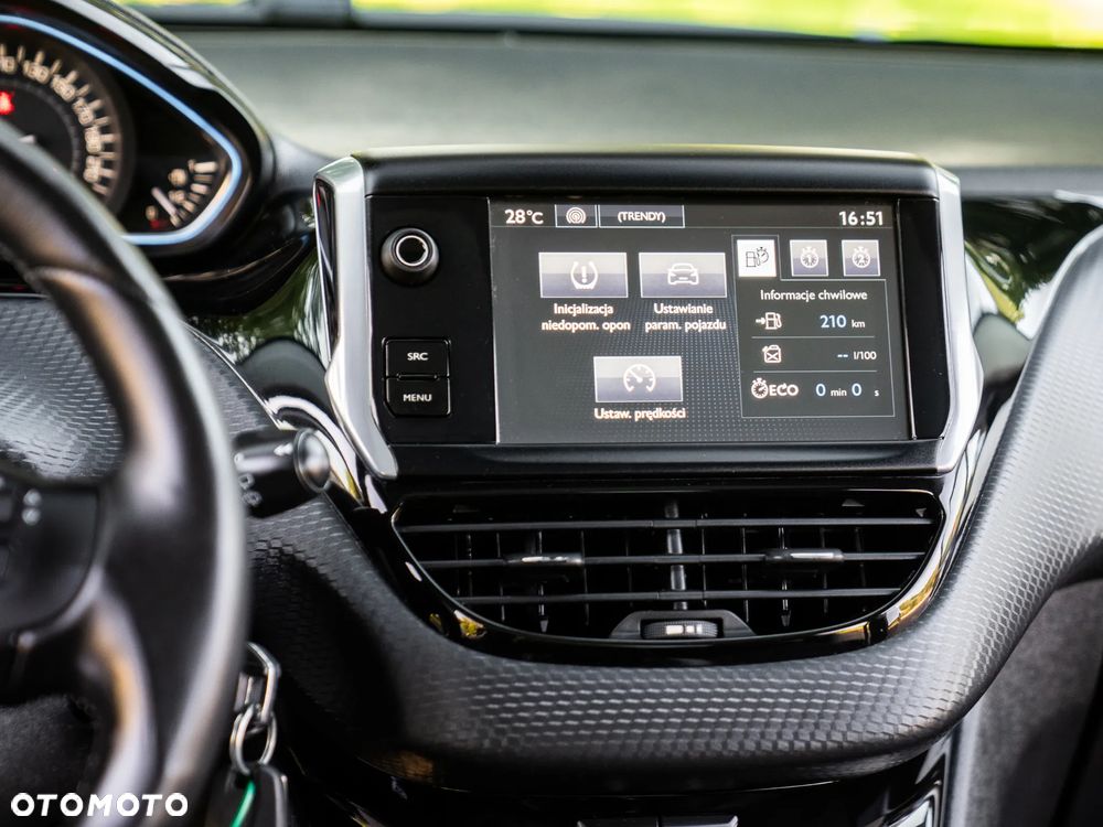 Peugeot 2008 1.2 Pure Tech Allure S&S - 35