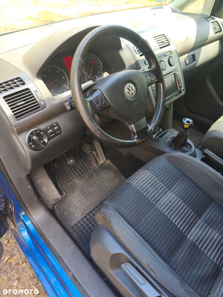 Volkswagen Touran 1.9 TDI Trendline - 6