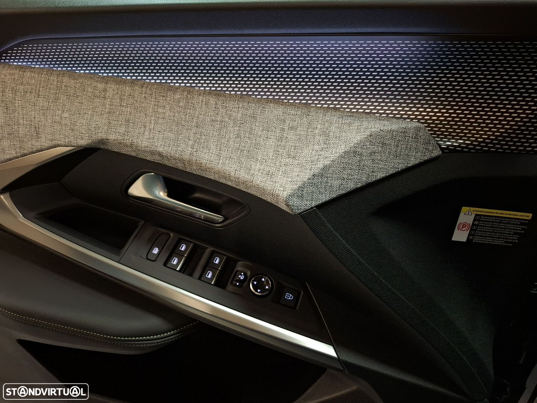 Peugeot E-5008 73 kWh GT - 26