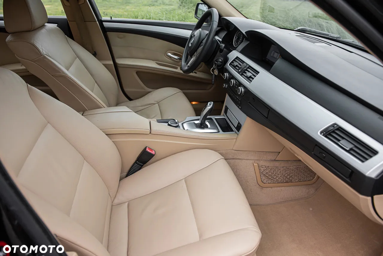 BMW Seria 5 - 29