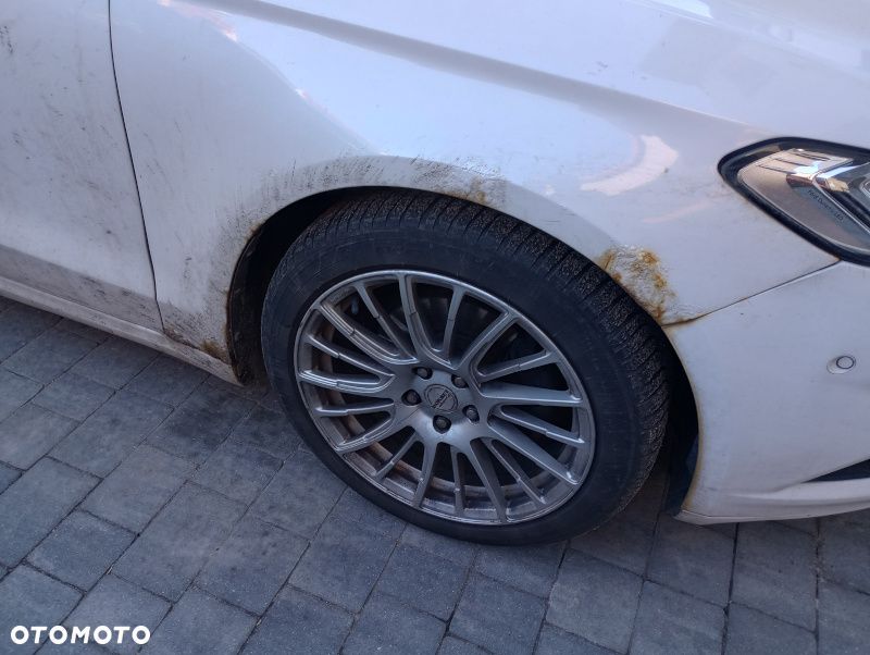 Ford Fusion - 17