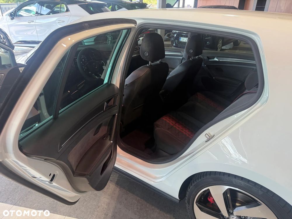 Volkswagen Golf VII 2.0 TSI GTI TCR DSG - 18