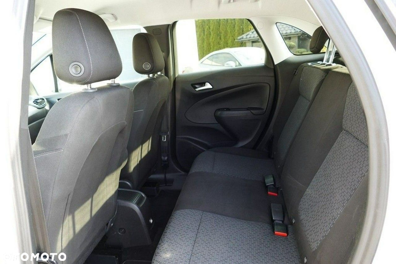 Opel Crossland X - 32