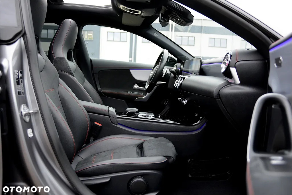 Mercedes-Benz CLA 180 Shooting Brake 7G-DCT AMG Line Advanced Plus - 26