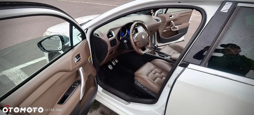 Citroën DS4 1.6 THP SportChic - 12