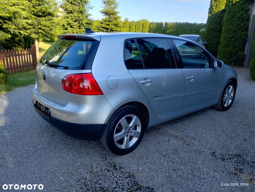 Volkswagen Golf 1.6 United - 14