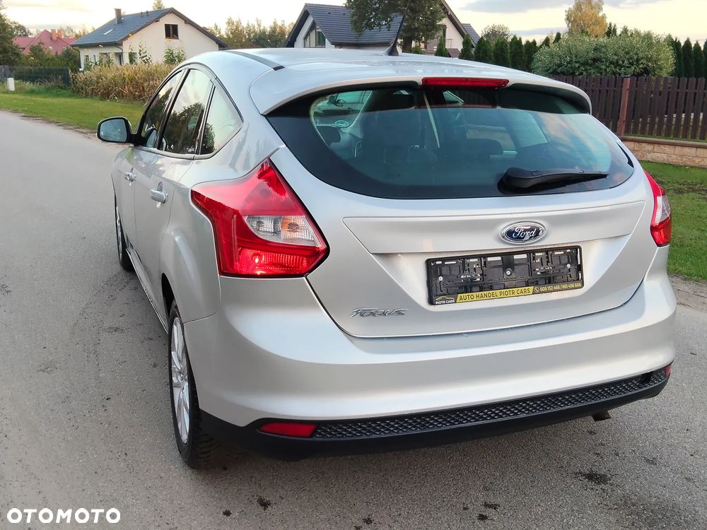 Ford Focus - 8