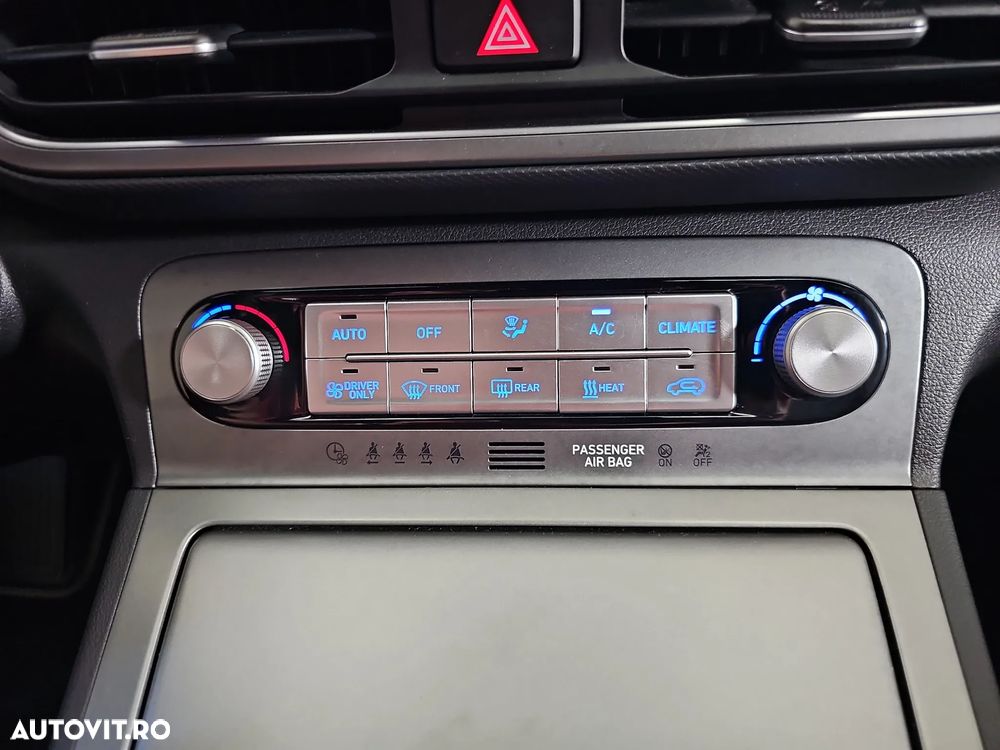 Hyundai KONA - 19