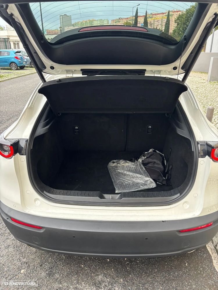 Mazda CX-30 2.0 e-Skyactiv-G Exclusive-line AT - 12