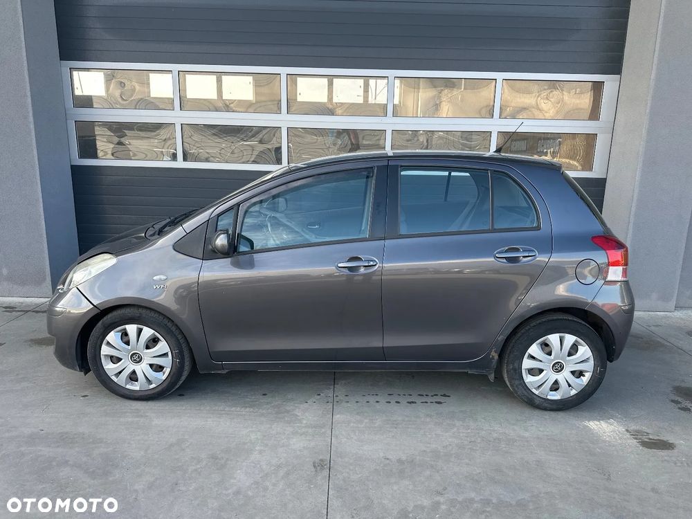 Toyota Yaris 1.4 D-4D Sol - 1