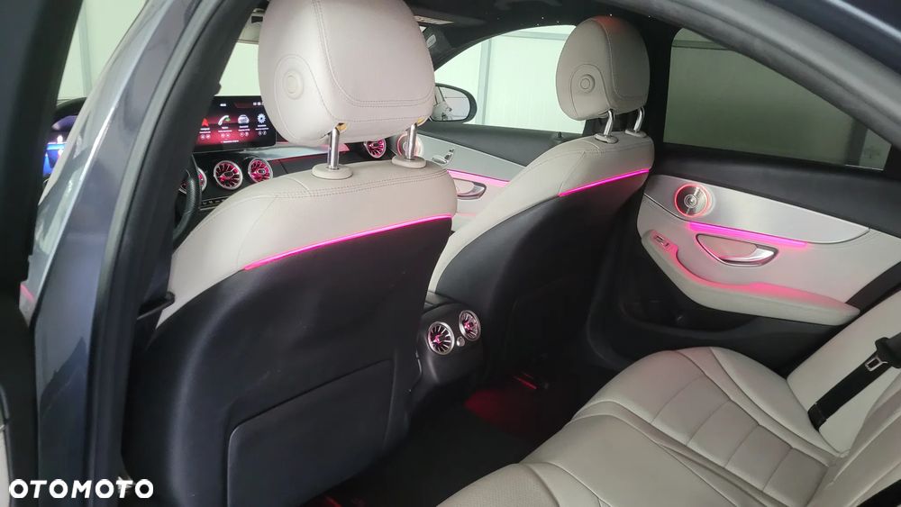 Mercedes-Benz Klasa C 300 7G-TRONIC - 18