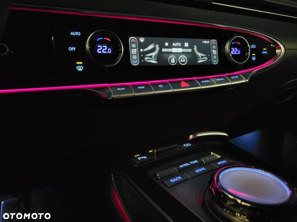 Genesis GV70 - 18