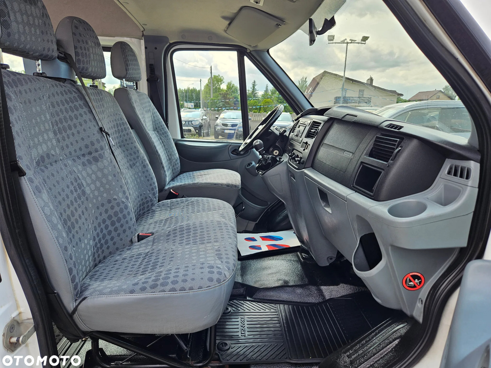 Ford Transit FT 350L Trend - 20