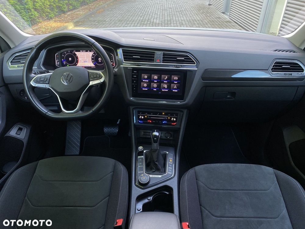 Volkswagen Tiguan 2.0 TSI 4Mot Elegance DSG - 12