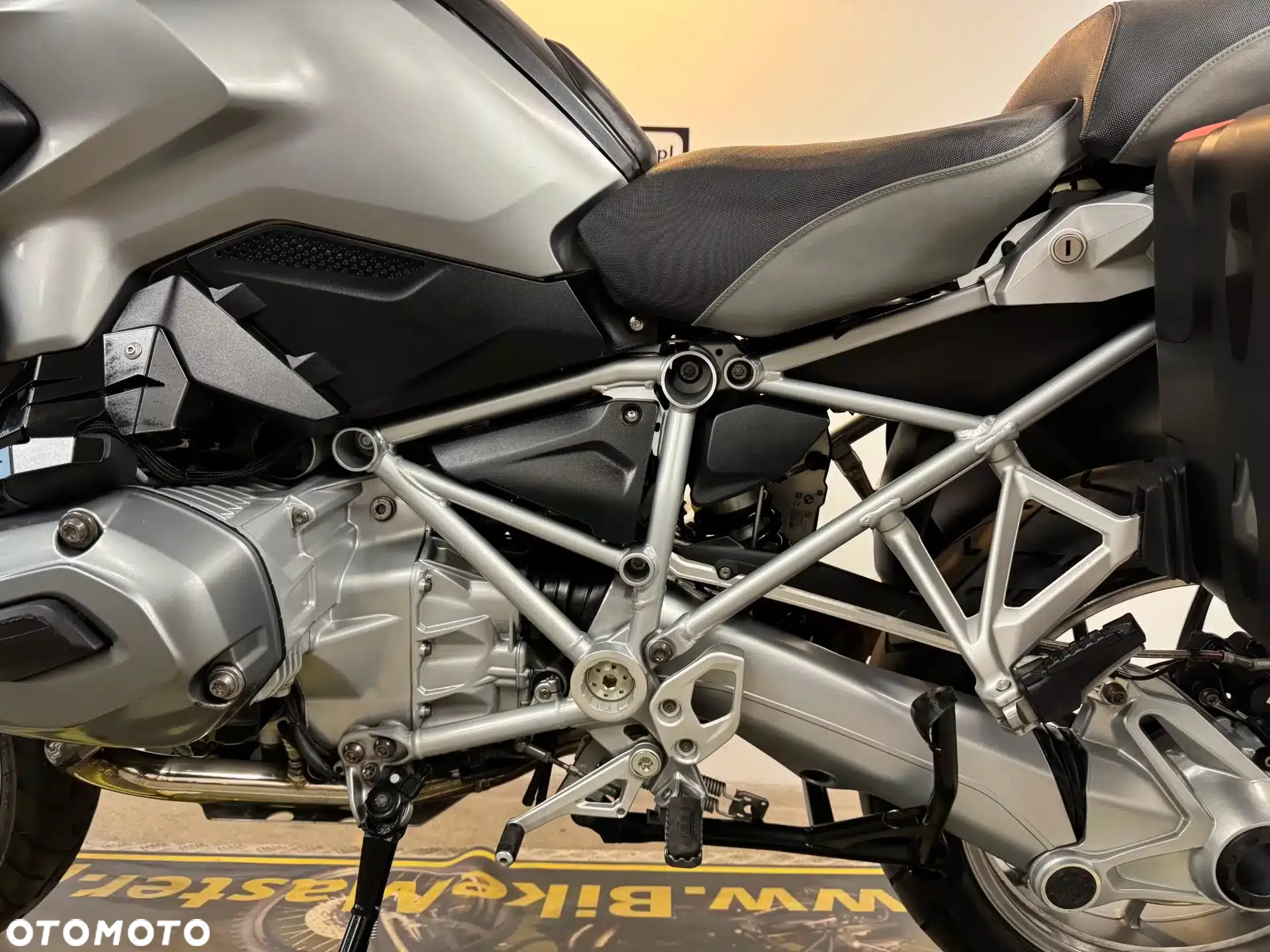 BMW R - 24