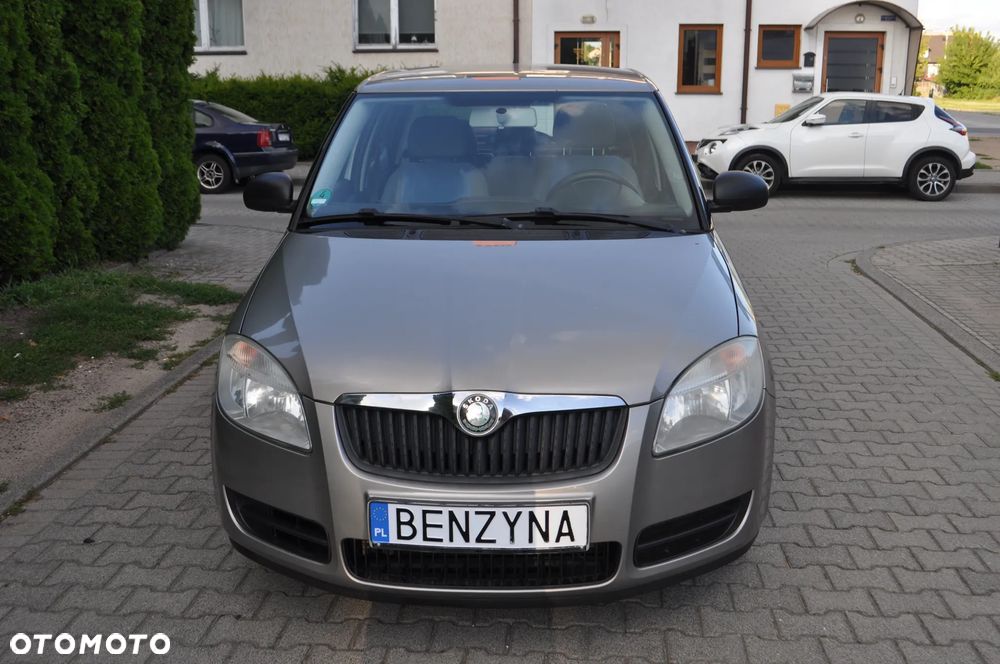 Skoda Fabia 1.2 HTP FAMILY - 2