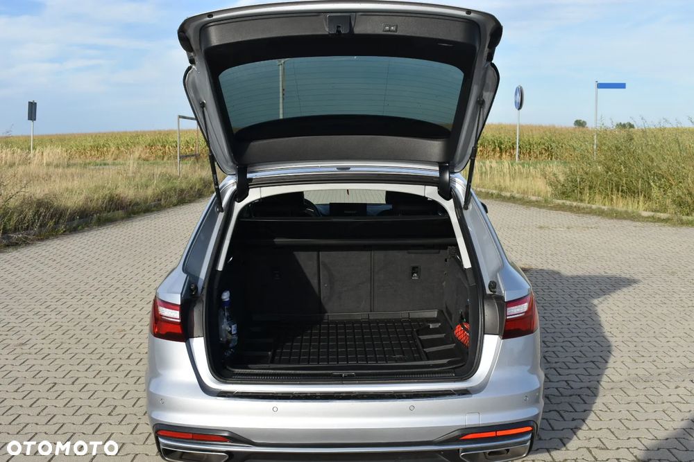 Audi A4 Avant 40 TFSI quattro S tronic S line - 9