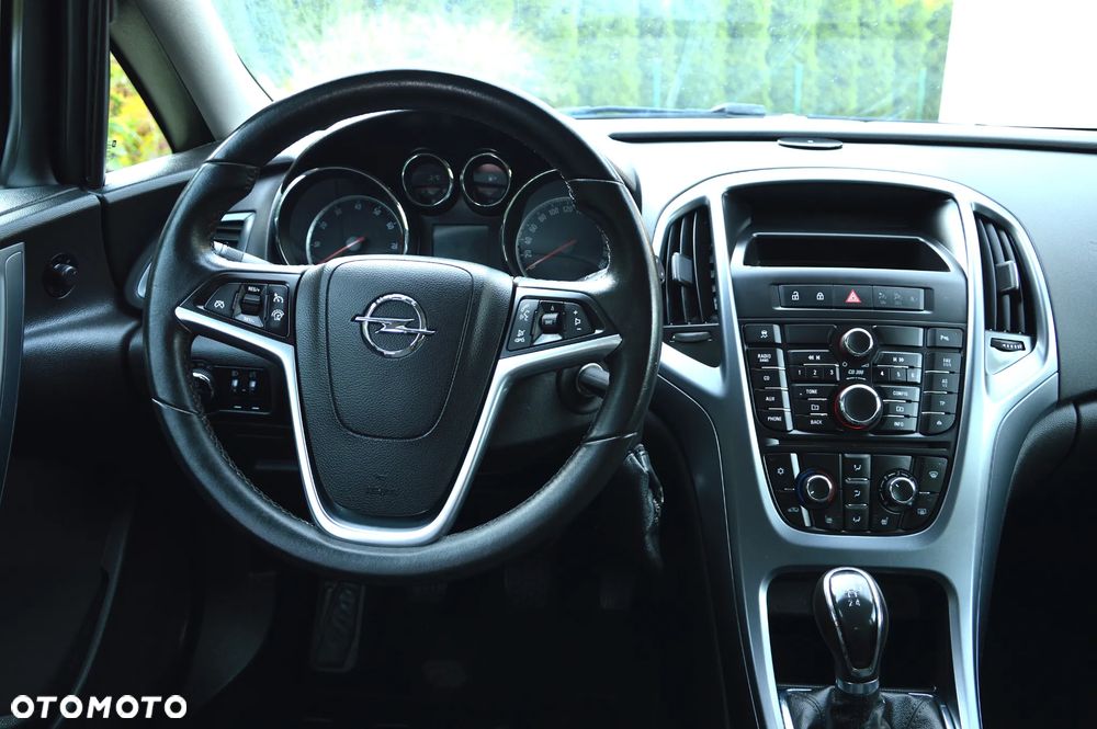 Opel Astra 1.4 ecoFLEX Cosmo - 14