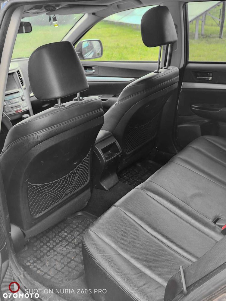 Subaru Outback - 8